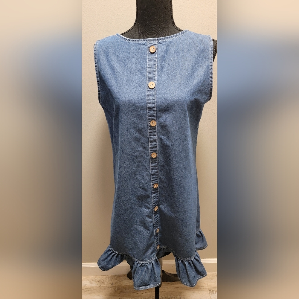 SHEIN Blue Sleeveless Button-Down Shirt